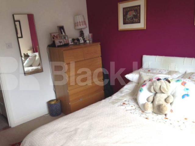 			NEW INSTRUCTION, 2 Bedroom, 1 bath, 1 reception House			 Rosethorn Close, Balham/Clapham South